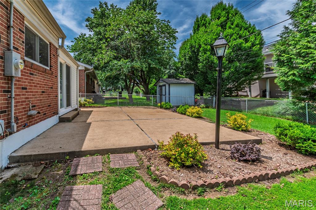 Pebble Hill 5 - Residential