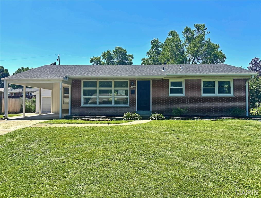Step right up, folks, and feast your eyes on 160 Saint Patrick LN, FLRSSNT MO 63031! This delightful single-family residence, built in 1955, is absolutely ready for its close-up, promising an inviting home experience from the moment you step inside. It's not just a house; it's a happy place waiting to happen! And what's a fantastic home without a trusty sidekick? This property comes with an attached carport, ready to shelter your trusty steed (or, you know, your car) from the elements. No more wrestling with umbrellas in a downpour – just pull right in and waltz into your inviting abode. So, are you ready to stop dreaming and start living the playful life at 160 Saint Patrick LN?
