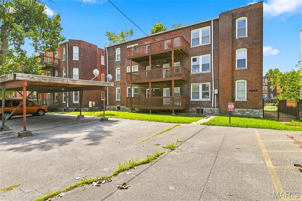 Debaliviere Place West Ph 02 - Residential