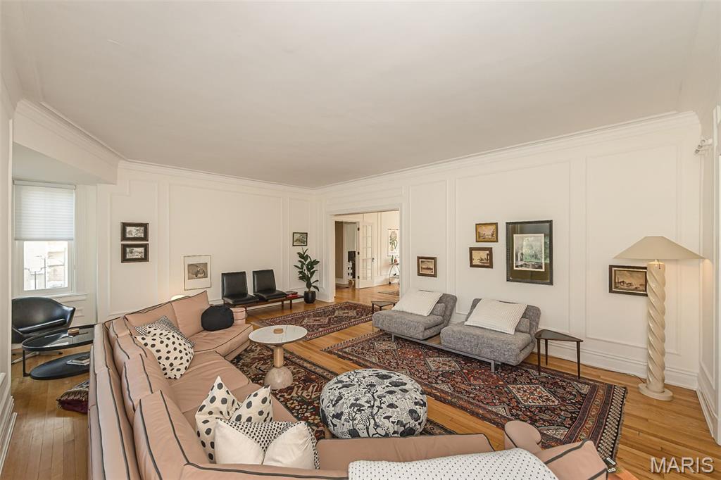 625 South Skinker Condos - Residential