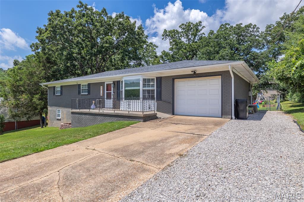 Meadowbrook Sub - Residential