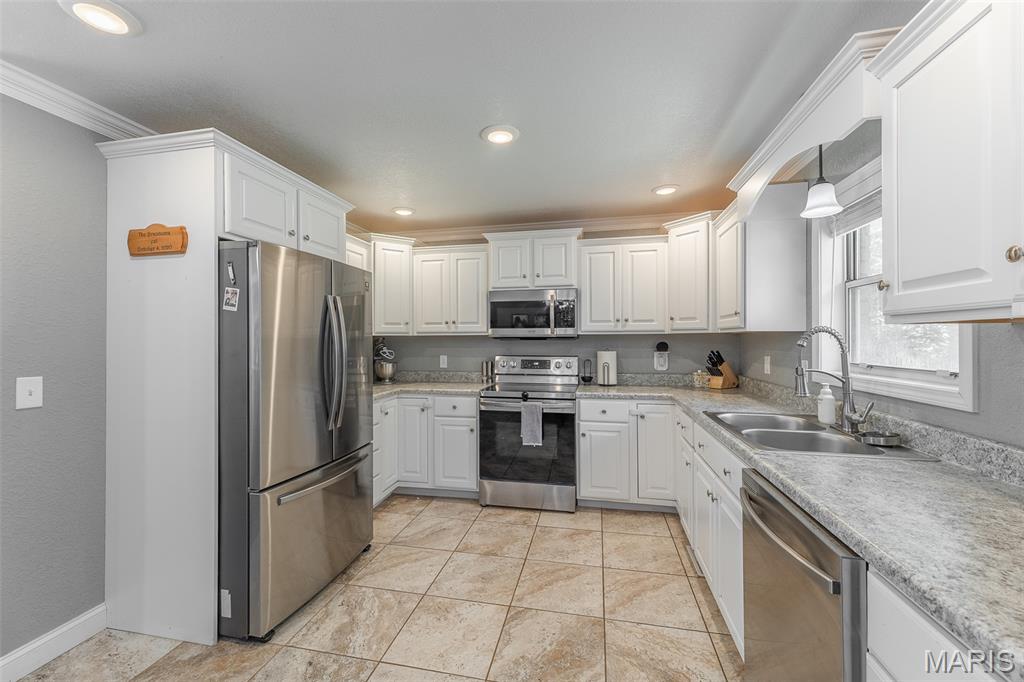 Meadowbrook Sub - Residential