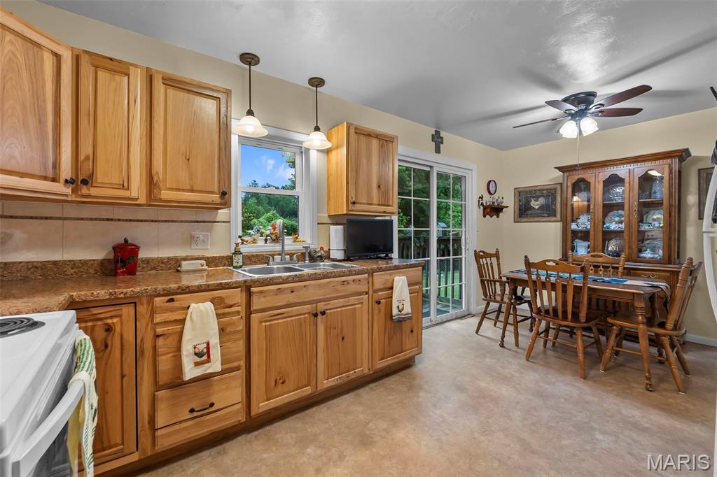 Country Club Place - Residential