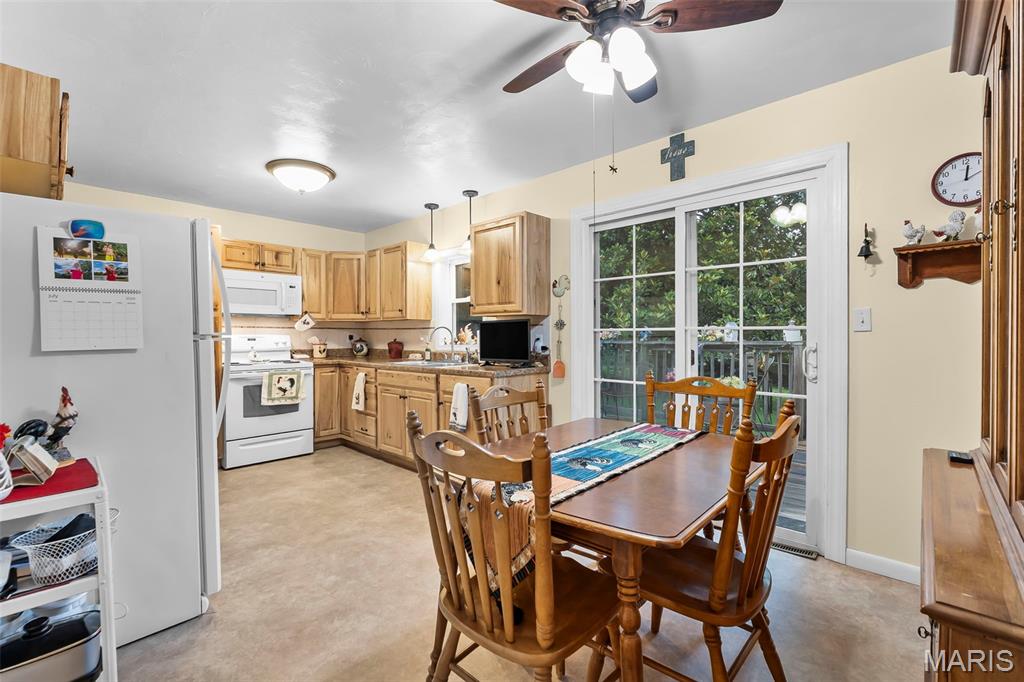 Country Club Place - Residential