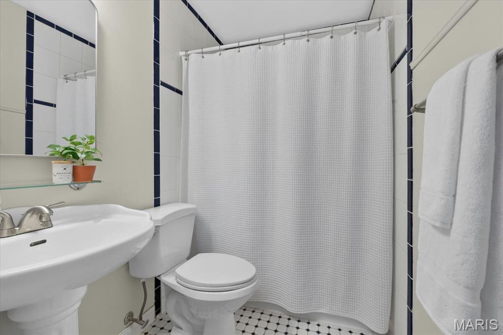 Sorrento 6 - Residential