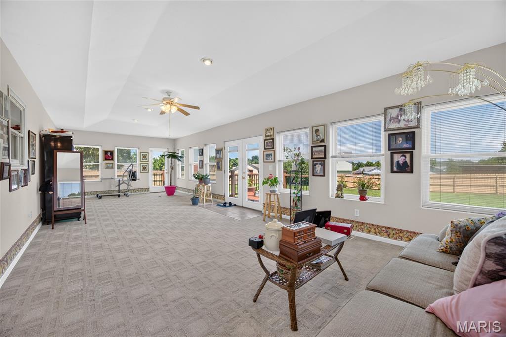 East Lawn Ave - Residential