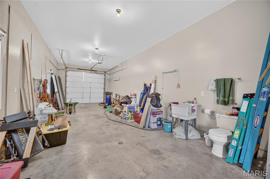East Lawn Ave - Residential