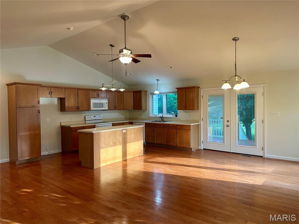 Settlers Pointe - Residential