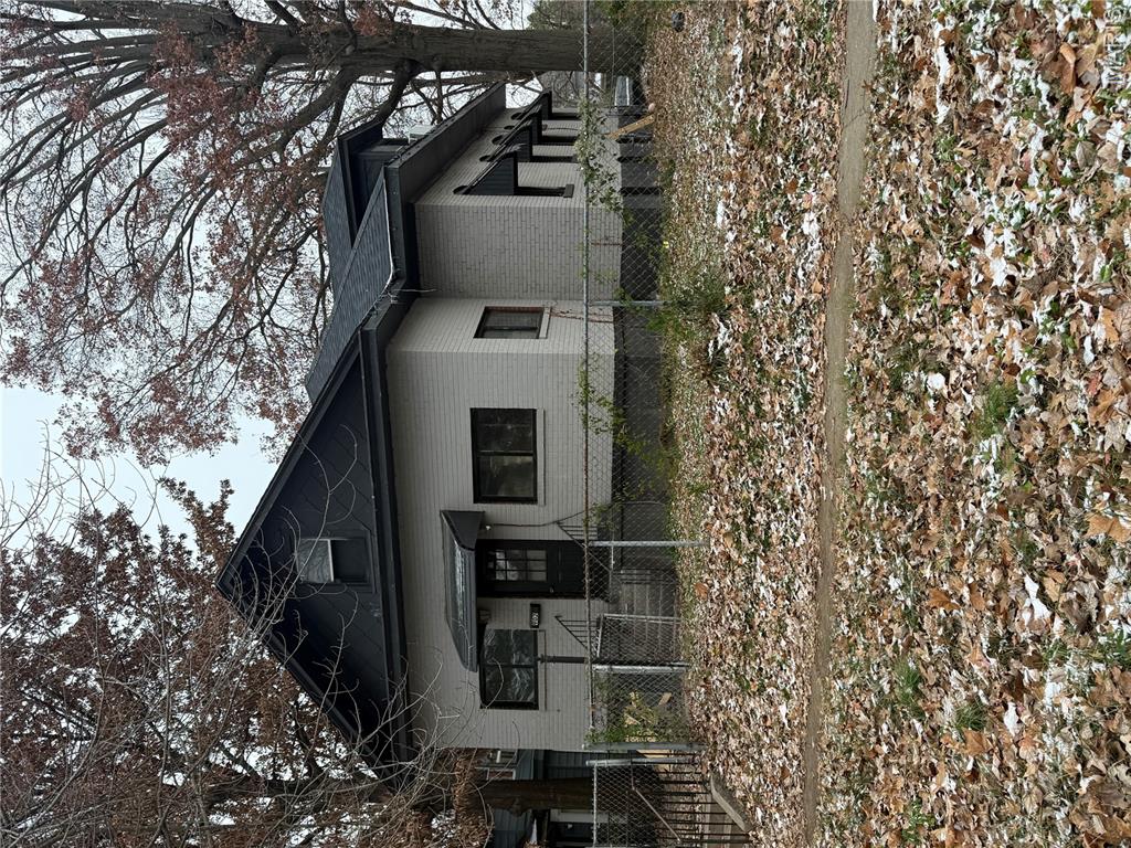 BACK AT AN EVEN BETTER PRICE!

Home is large- 5 bedrooms, 2 bathrooms.
Unfinished basement.
Home is currently vacant.
Great investment opportunity or would be great for buyers looking to build equity and do some light work to make a home their own! 

Has a partially fenced in yard, great enclosed front porch area and more!