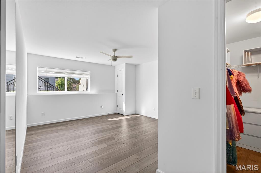 Carlton Glen Estate #12 - Residential