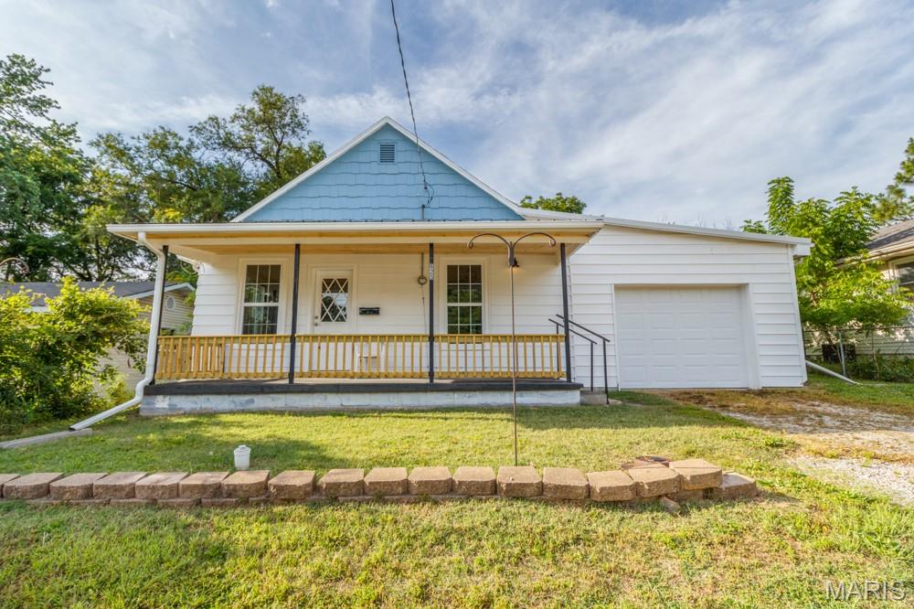 R.L. HAYES - Residential