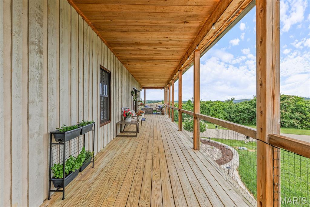 Chaumette Villages - Commercial Sale
