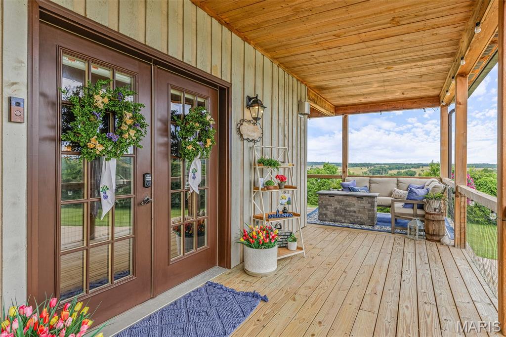Chaumette Villages - Commercial Sale