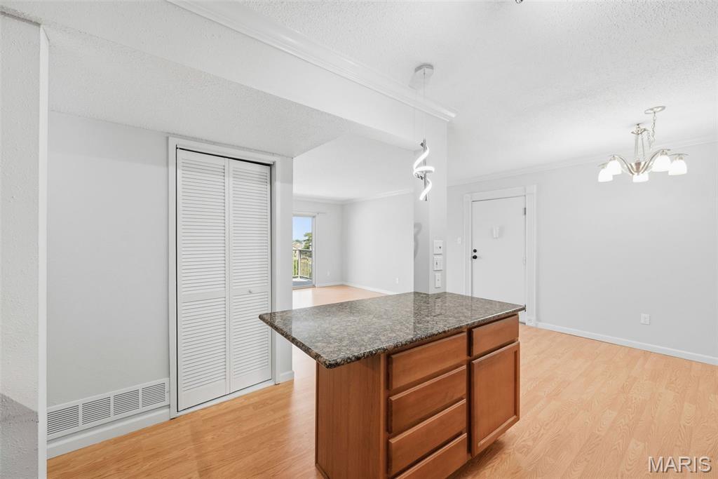 Queen Anne Condo - Residential