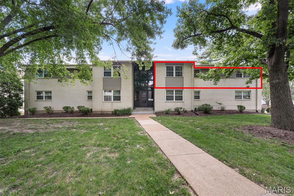 Burtonwood Manor 2 Condo - Residential