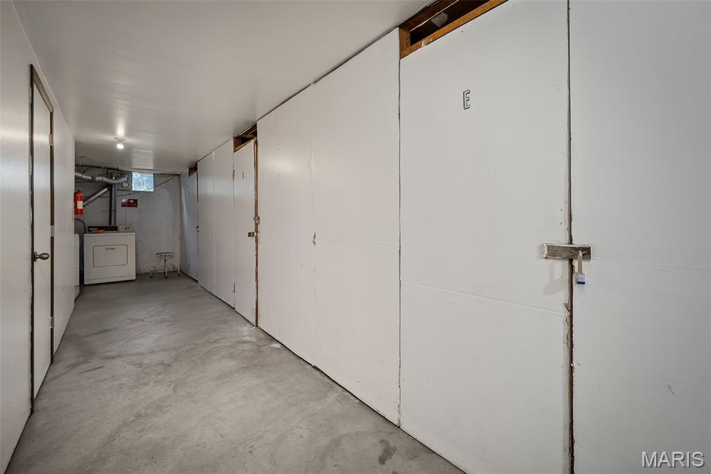 Burtonwood Manor 2 Condo - Residential