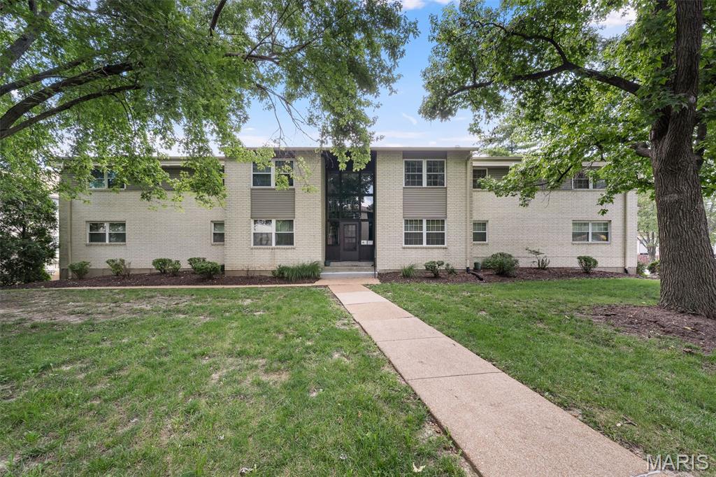 Burtonwood Manor 2 Condo - Residential