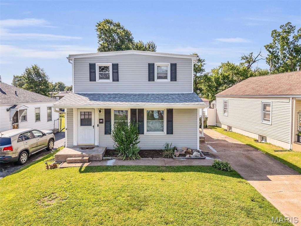Just steps from Tiemeyer Park, this 3-bedroom, 1.5-bath home offers the kind of everyday comfort that is easy to enjoy. Inside, you will find about 1,500 square feet of flexible living space, including a loft area on the second floor that works beautifully for a home office, reading nook, or creative retreat. The lower level adds valuable bonus space with an additional sleeping area, giving you room to adapt as your needs change.
Out back, the large fenced yard creates a private setting for relaxing evenings, weekend gatherings, gardening, or play. The heated and cooled workshop could be converted to a 2 car garage and adds convenience and extra storage, while the location puts green space, walking paths, and recreation just down the street.
If you have been searching for a home with character, versatility, and a location that makes daily life feel a little easier, this one is ready to be explored. Schedule your showing today.