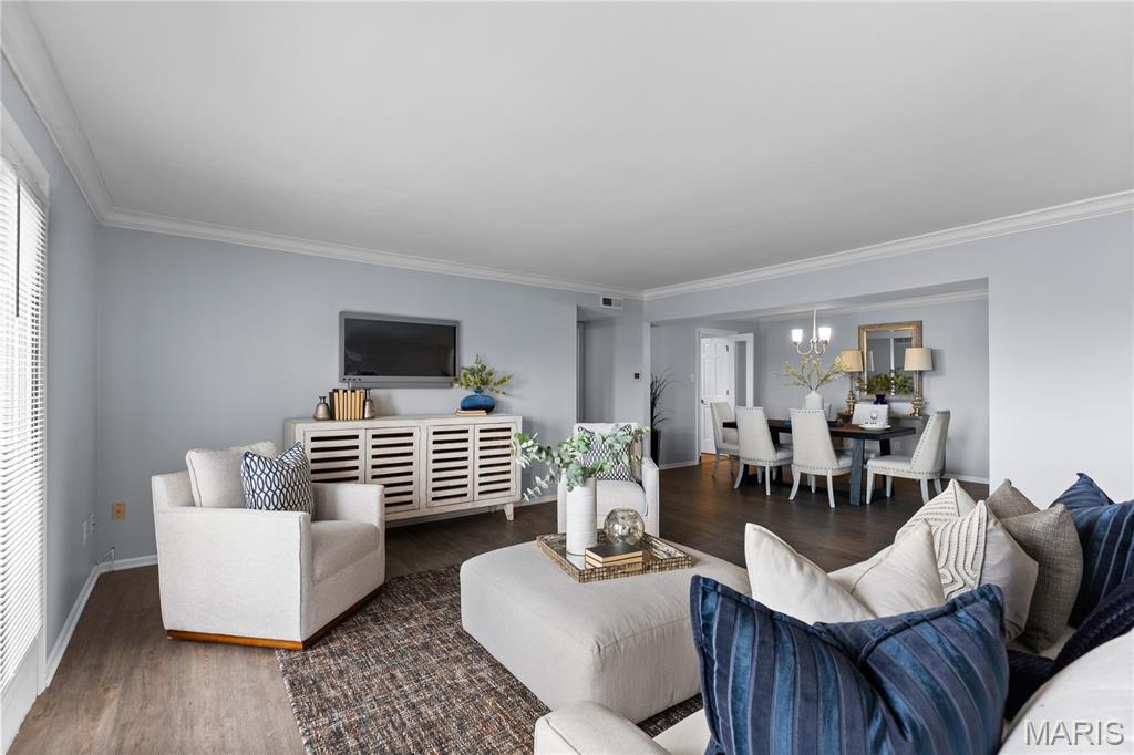 Cambridge Courts Condo - Residential