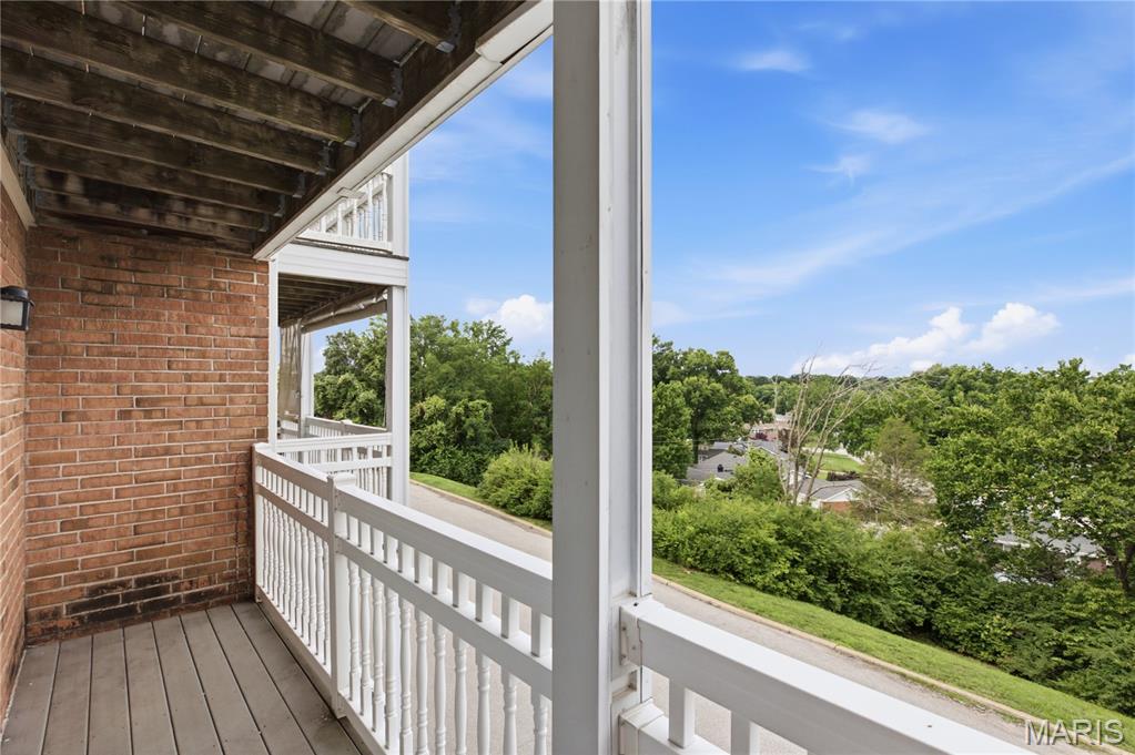 Cambridge Courts Condo - Residential