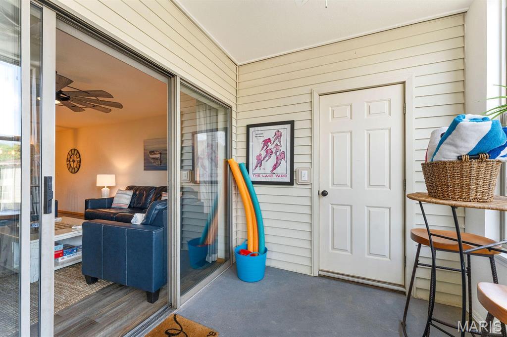 Emerald Bay Yacht Cl - Residential