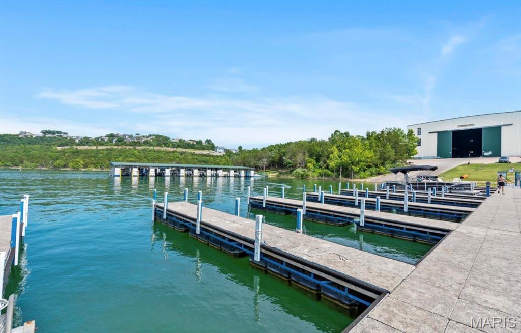 Emerald Bay Yacht Cl - Residential
