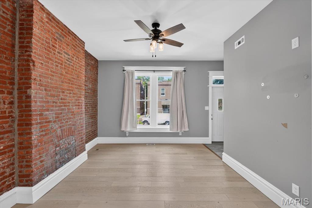 St Louis Commons Add - Residential
