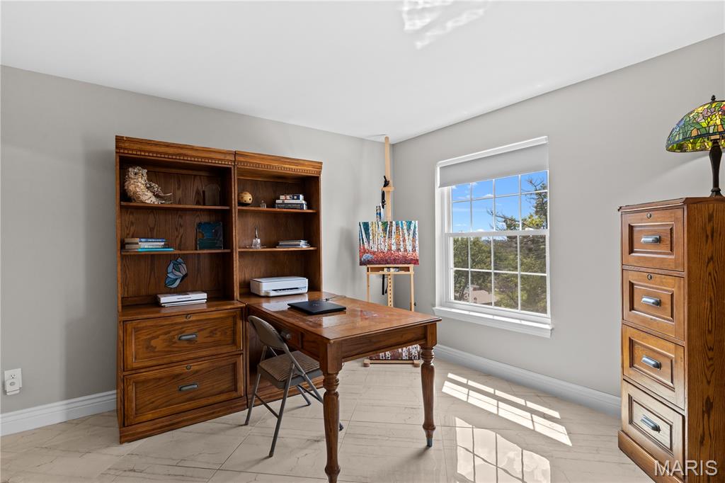 Cambridge Courts Condo - Residential
