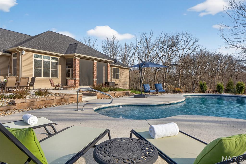 Manors At Kohlers Grove - Residential