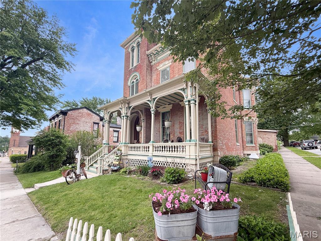 Hannibal Original Town - Commercial Sale