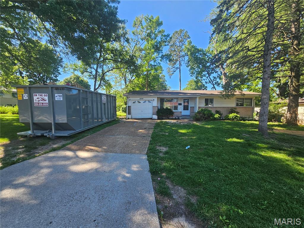 Hathaway Manor 9 - Residential