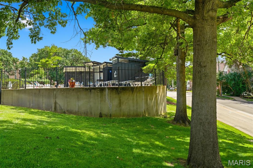 Golfview On The Green - Residential