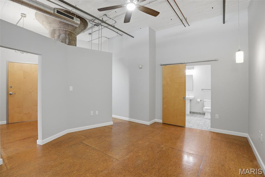 Lofts/2020 Washington - Residential