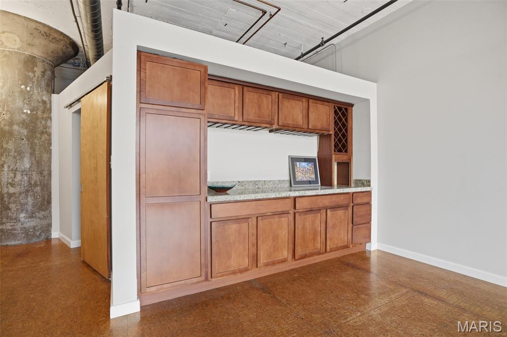 Lofts/2020 Washington - Residential