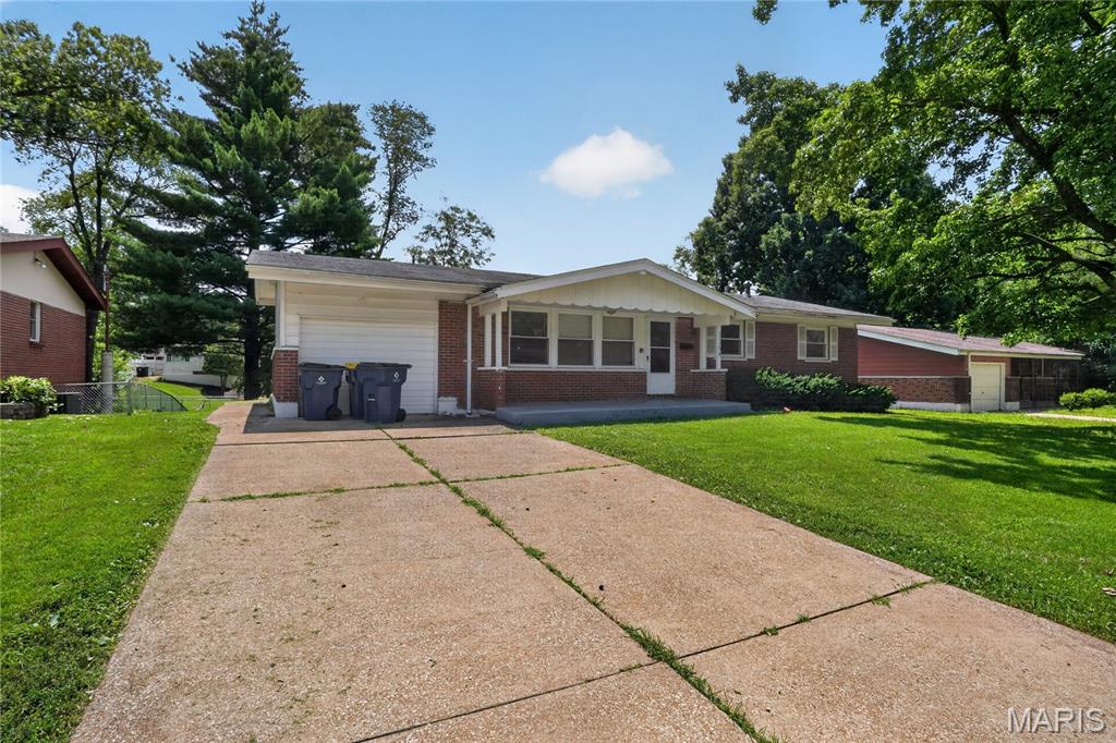 Hathaway Manor 19 - Residential
