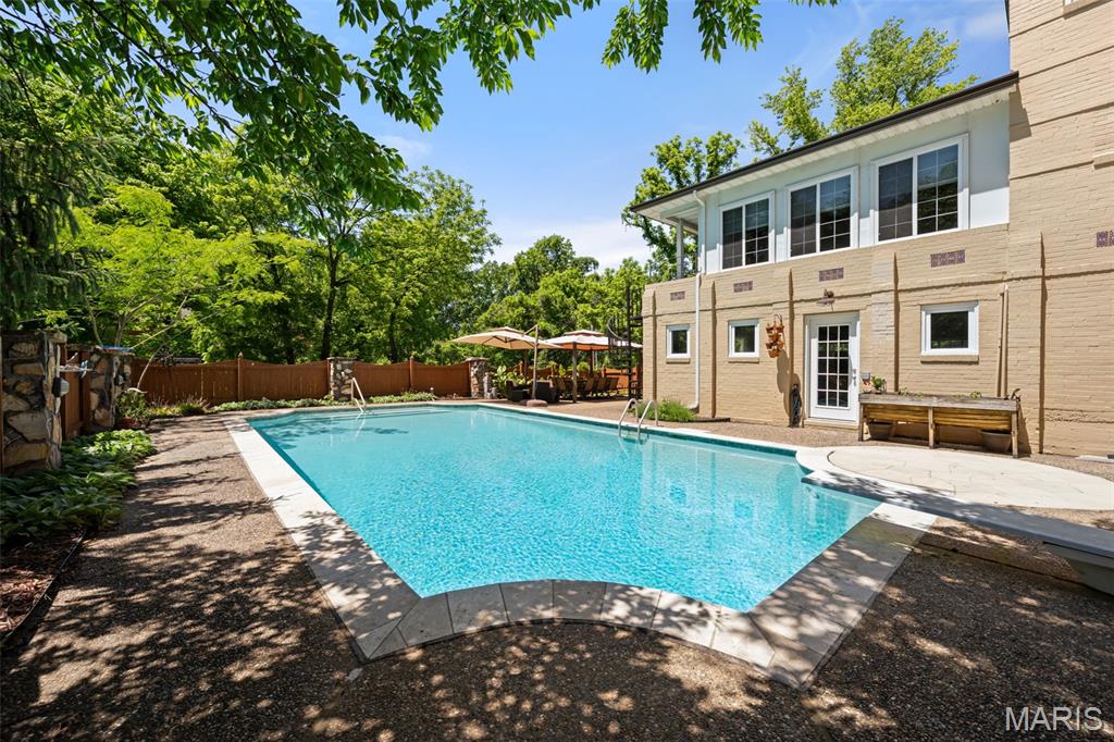 Bellerive Acres - Residential