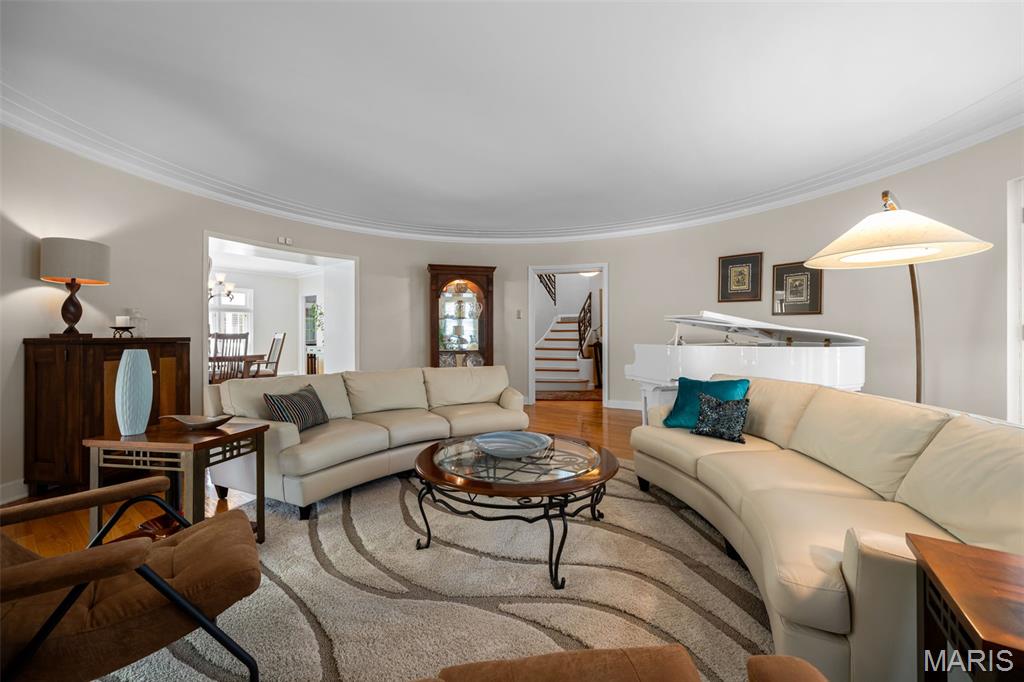 Bellerive Acres - Residential