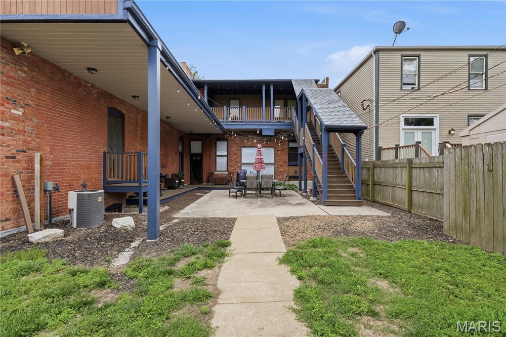 Pestalozzi Lofts Condos - Residential