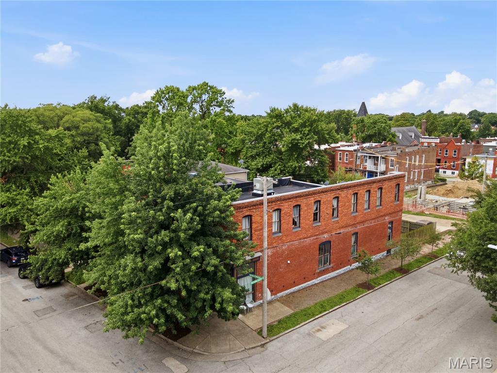 Pestalozzi Lofts Condos - Residential