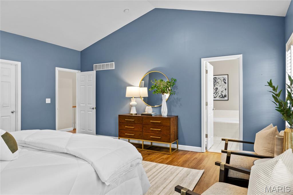 Huntington Chase 04 - Residential