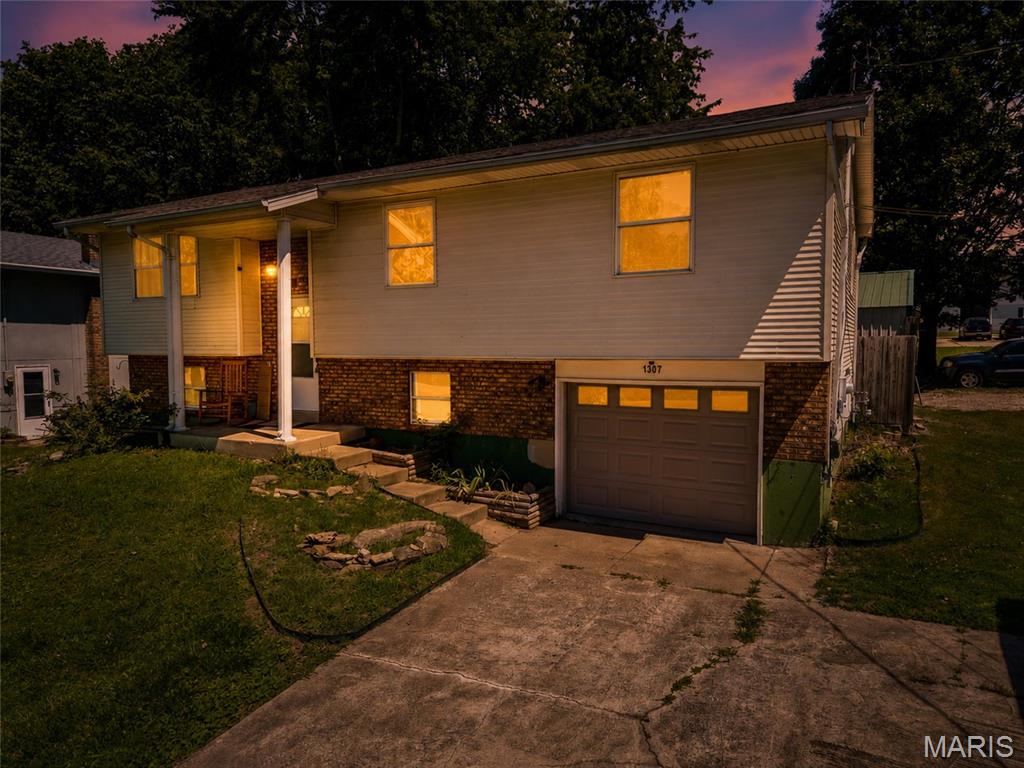Looking for space, comfort, and room for all your hobbies? This beautiful 4-bedroom, 3-bath home has it all!

? Features include:
• Spacious 4-bedroom, 3-bath layout
• Large corner lot with plenty of curb appeal
• Fully fenced backyard—perfect for kids and pets
• Huge outbuilding ideal for a workshop, storage, or your favorite projects
• Plenty of room to entertain both inside and out

Whether you're looking for extra space for your family, a place to store your toys, or a property with endless possibilities, this home is one you won't want to miss!