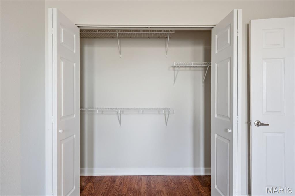 Pershing Ave Condo - Residential
