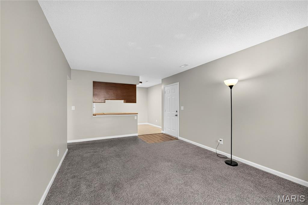 Summergate Garden Condos Ph1 1st Ammended - Residential