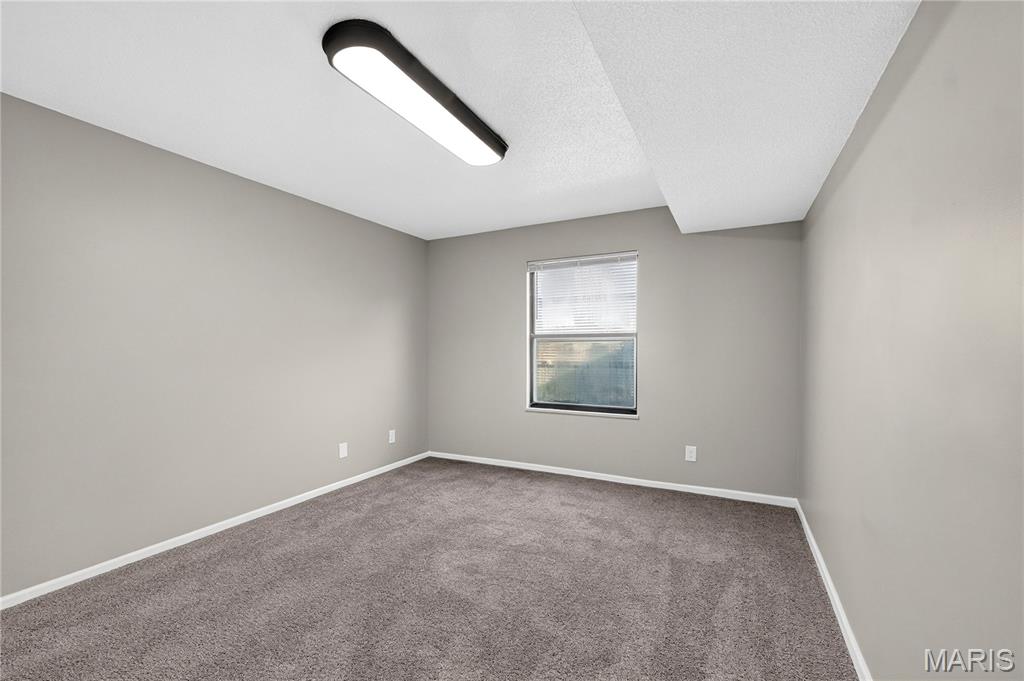 Summergate Garden Condos Ph1 1st Ammended - Residential