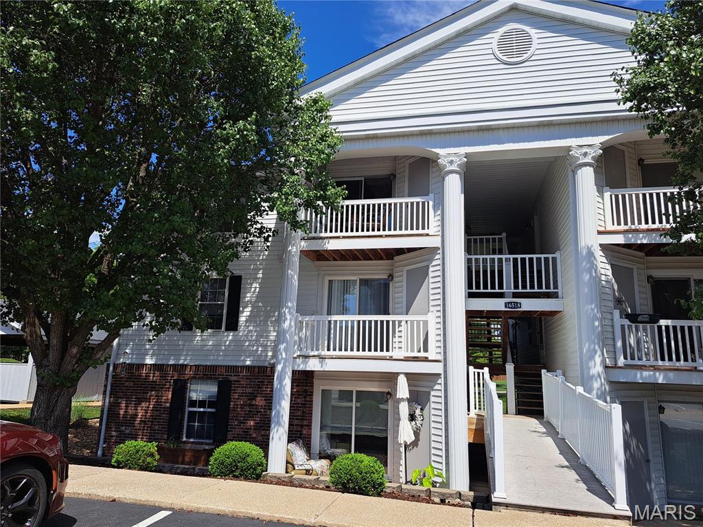 Welcome to this very comfortable top-floor, end-unit condo in the highly sought-after Victoria Crossing. Boasting a vaulted living room ceiling, ceiling fans, warm wall-to-wall carpet, and a newer kitchen with updated cabinets and stainless-steel appliances. The large primary suite features a walk-in closet, a linen closet, and a private bathroom with a walk-in shower. A spacious second bedroom offers ample space and its own walk-in closet. The convenient laundry closet includes a full-size stackable washer and dryer. The updated kitchen has plenty of cabinet space, granite countertops, and room for a kitchen table. The sliding glass door off the living room leads to a small deck with a small storage closet. The charm of Victoria Crossing lies in its location: a quiet neighborhood with so much to do. Enjoy all the complex amenities: 2 pools, tennis courts, a playground, and a basketball court. Take a long walk or jog along the many nearby private streets and park areas. Explore the neighborhood w/ easy access to Wildwood concerts, grocery stores, dining & shopping. Located in the award-winning Rockwood School District, it just adds to the list of features.