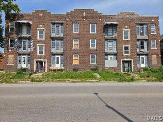 White Place - Residential Income