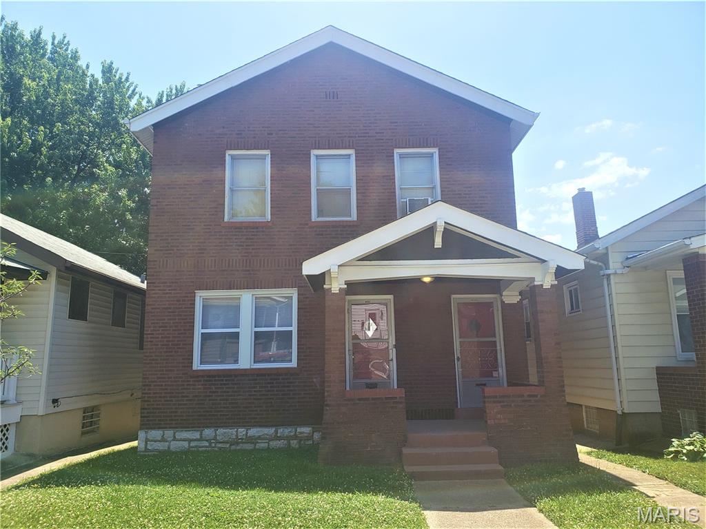This fully updated 2bd 1bth second floor apartment is located in the Bevo neighborhood. The original hardwood floors have been refinished throughout. Recessed lighting, updated windows, updated kitchen with ceramic floors, and stainless steel appliances with farmers' sinks. The updated bathroom has a built-in towel rack. There is noise-reducing material between the first and second floors. High-efficiency furnace and a/c. Plenty of dry basement storage with washer and dryer hookups. There is one reserved parking space in the back. Definitely a must-see!