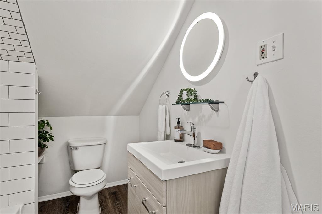 Muths McCausland Terrace Add - Residential
