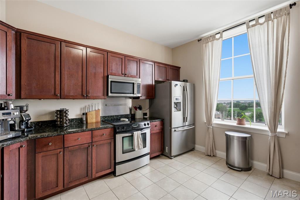 Georgian Condos - Residential
