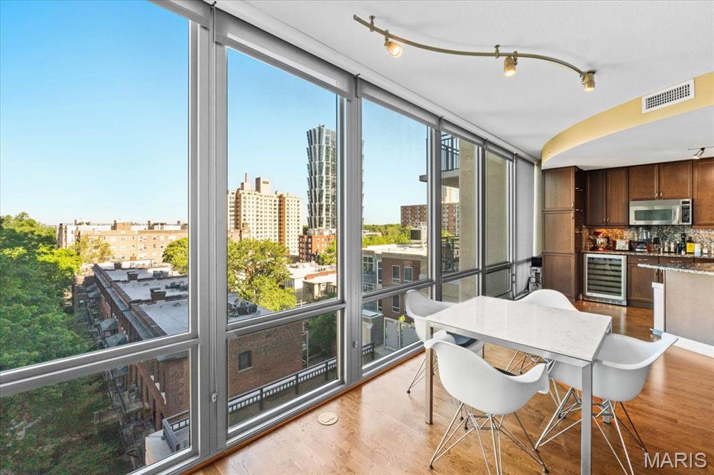 Park East Tower Condos - Residential Lease